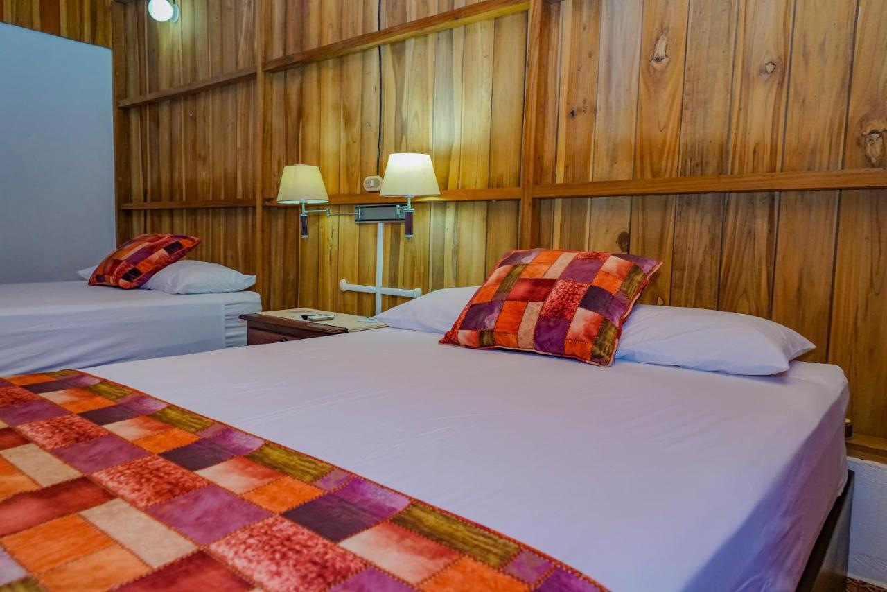 Arenal History Inn La Fortuna Esterno foto